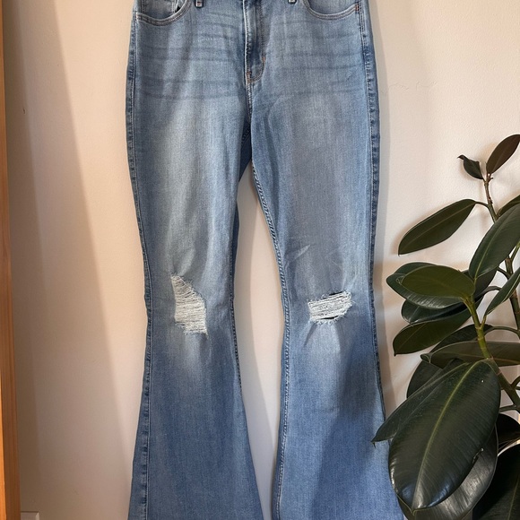 Hollister Light Blue Distressed High Rise Vintage Flare Stretch Jeans Y2K 2000’s - Picture 8 of 11